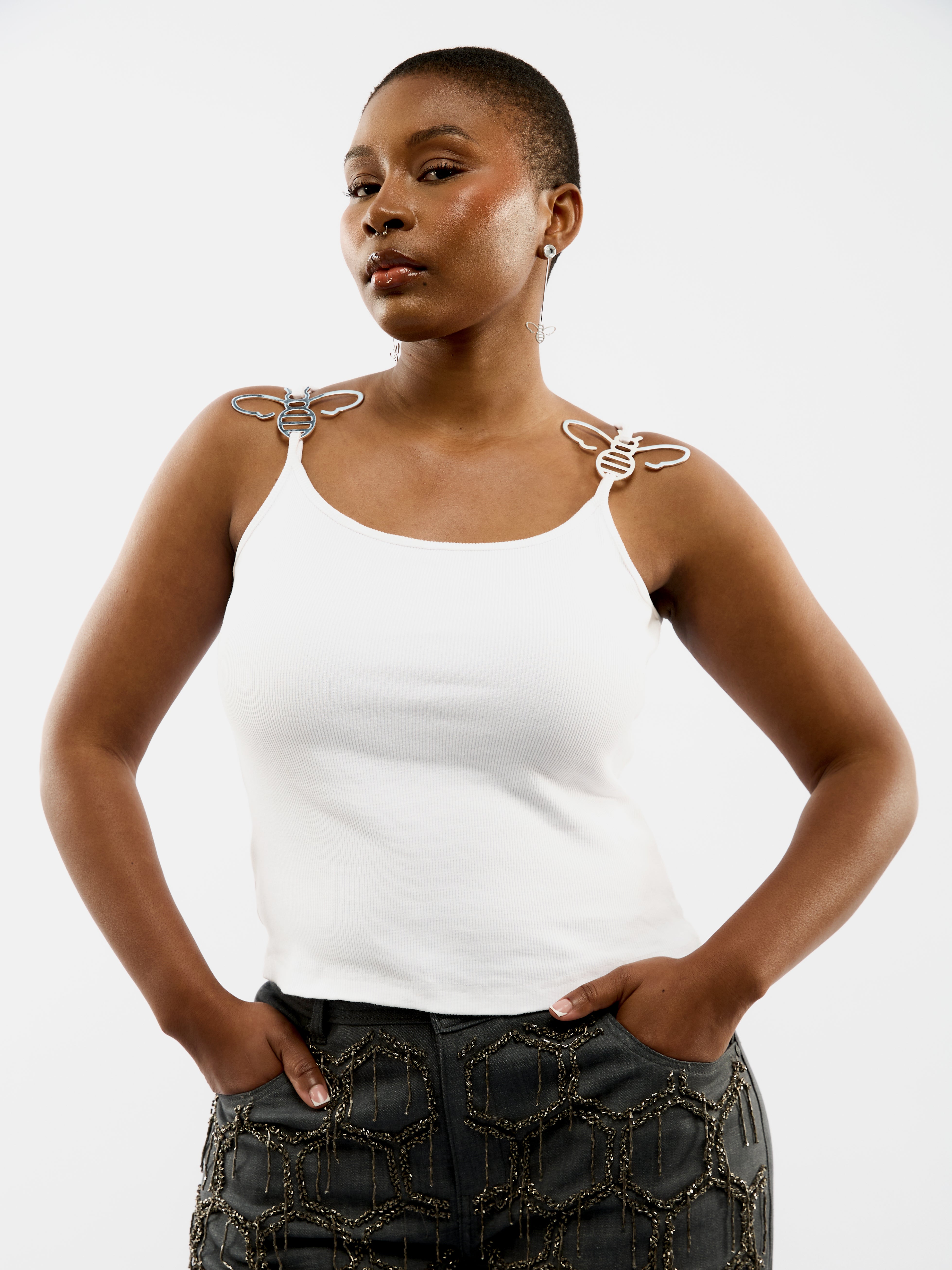 Onalaja Bee Plain Tank (White/ Silver)