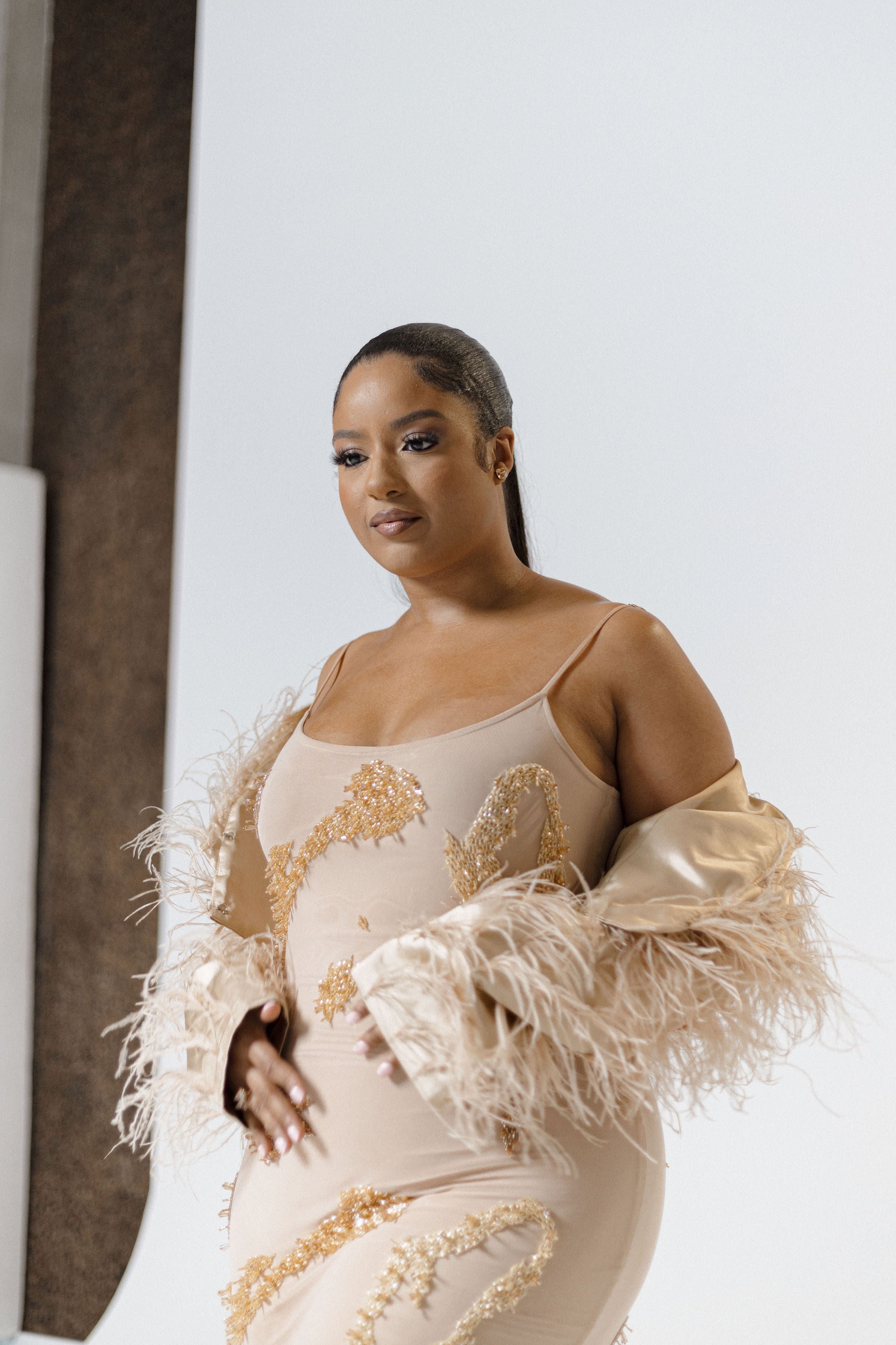 Dami Feather Cropped Jacket (Light Nude)