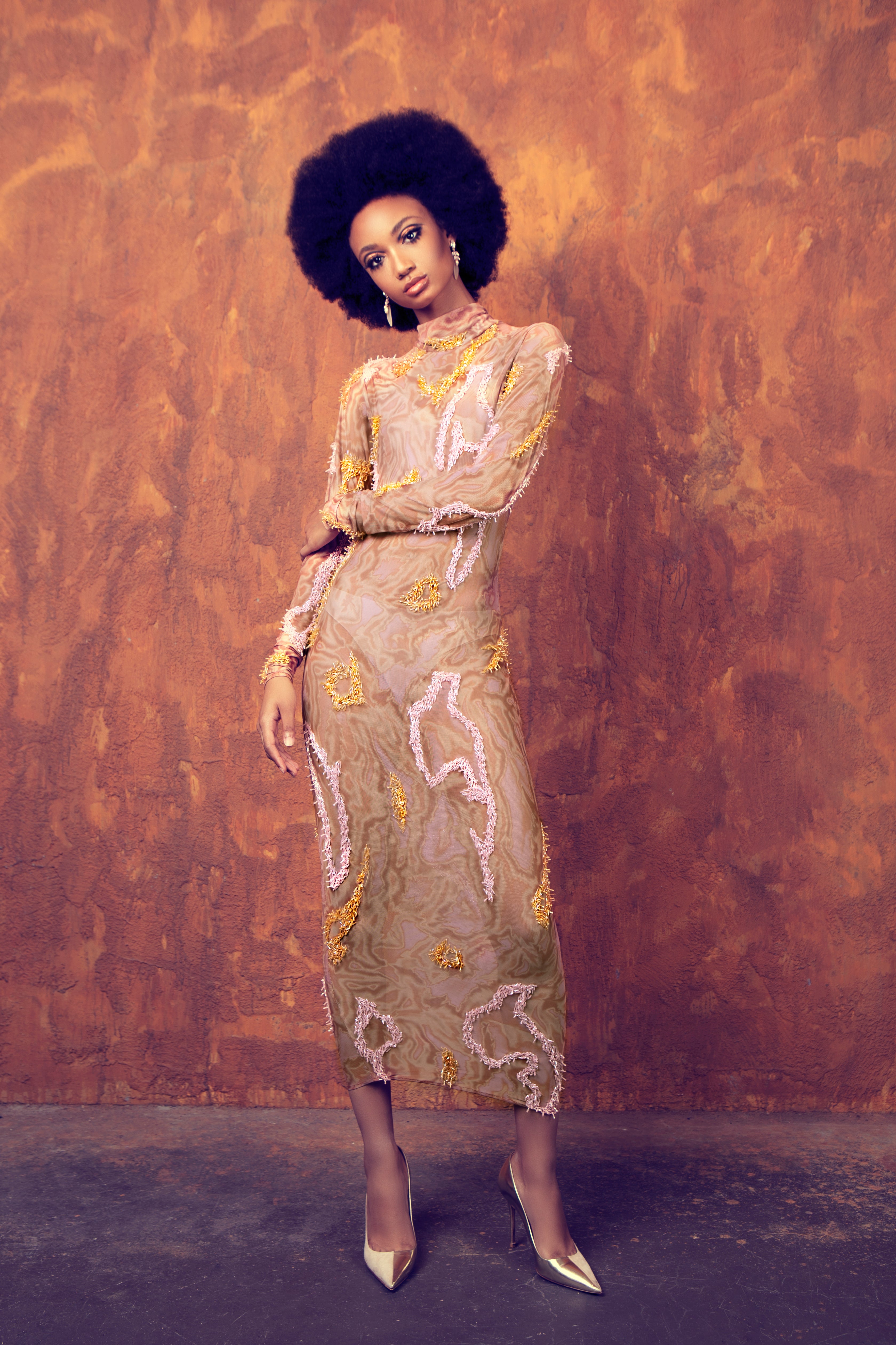 Robe Zusi (Rose/Nude)