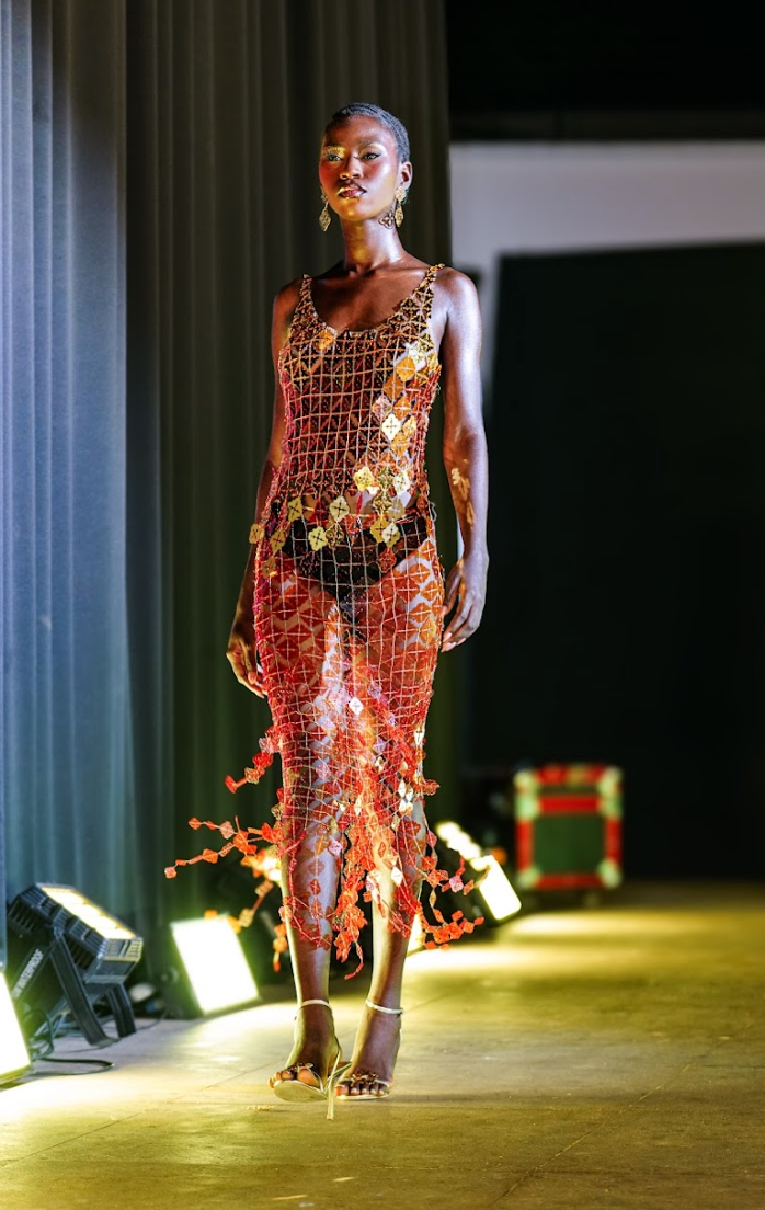 ONALAJA SEQUIN EMBLEM SKIRT